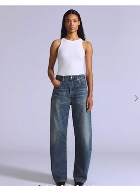 NWT SOLD OUT Levi’s Blue Tab Drop Barrel Jeans in Galley Medium Wash